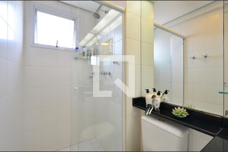 Apartamento à venda com 185m², 4 quartos e 3 vagas Apartamento à venda com 185m², 4 quartos e 3 vagasBanheiro da Suíte 1