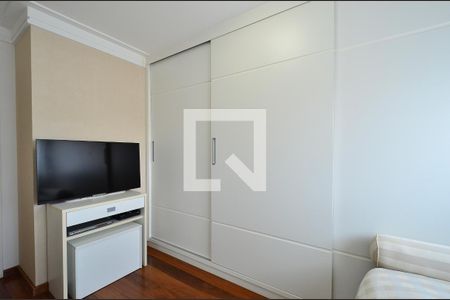 Apartamento à venda com 185m², 4 quartos e 3 vagas Apartamento à venda com 185m², 4 quartos e 3 vagasSuíte 1