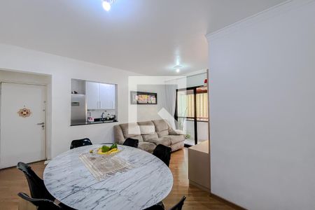 Sala de apartamento à venda com 3 quartos, 68m² em Vila Bertioga, São Paulo