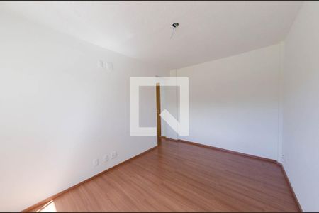Sala de apartamento à venda com 2 quartos, 48m² em João Pinheiro, Belo Horizonte