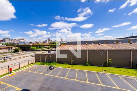 Vista de apartamento à venda com 2 quartos, 48m² em João Pinheiro, Belo Horizonte