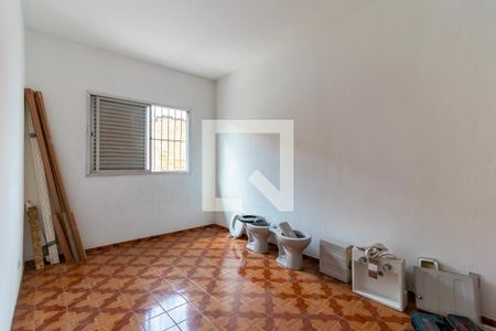 Quarto 1 de casa para alugar com 2 quartos, 30m² em Jardim São Sebastião, São Paulo