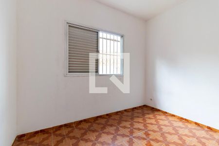 Quarto 2 de casa para alugar com 2 quartos, 30m² em Jardim São Sebastião, São Paulo