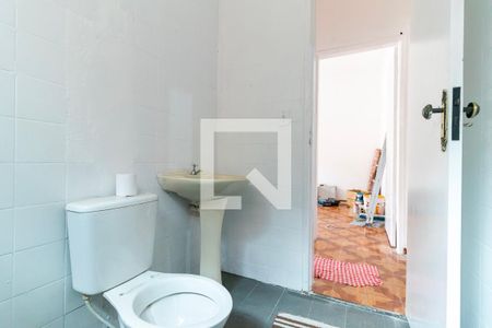 Casa para alugar com 30m², 2 quartos e sem vaga Casa para alugar com 30m², 2 quartos e sem vagaBanheiro