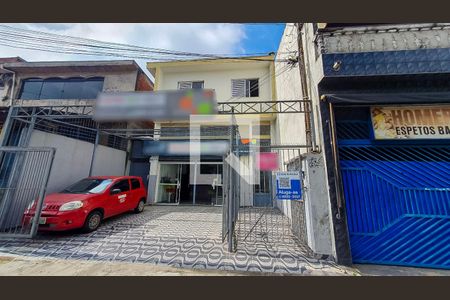 Casa para alugar com 30m², 2 quartos e sem vaga Casa para alugar com 30m², 2 quartos e sem vagaFachada