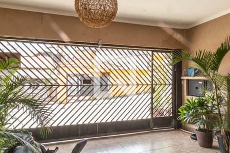 Casa à venda com 100m², 3 quartos e 2 vagasGaragem