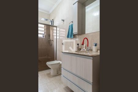 Casa à venda com 100m², 3 quartos e 2 vagasBanheiro