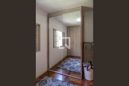 Casa à venda com 100m², 3 quartos e 2 vagasQuarto 3