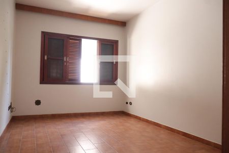 Casa à venda com 275m², 3 quartos e 2 vagasquarto 2