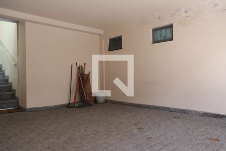 Casa à venda com 275m², 3 quartos e 2 vagasGaragem