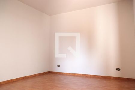 Casa à venda com 275m², 3 quartos e 2 vagassuíte