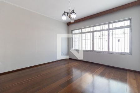 Sala de casa à venda com 3 quartos, 250m² em Vila Gumercindo, São Paulo