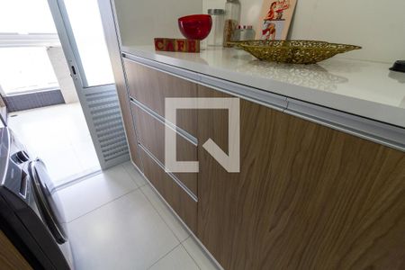 Apartamento para alugar com 133m², 3 quartos e 2 vagas Apartamento para alugar com 133m², 3 quartos e 2 vagasDetalhe da área de serviço