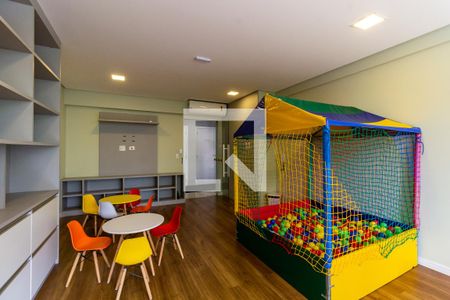 Apartamento para alugar com 133m², 3 quartos e 2 vagas Apartamento para alugar com 133m², 3 quartos e 2 vagasÁrea comum - brinquedoteca