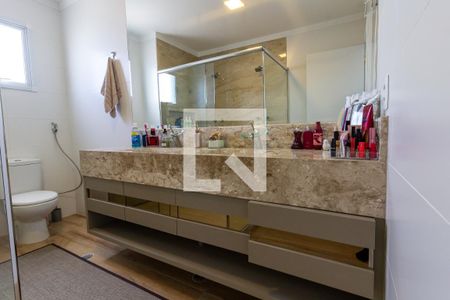 Apartamento para alugar com 133m², 3 quartos e 2 vagas Apartamento para alugar com 133m², 3 quartos e 2 vagasDetalhe do banheiro da suíte 1