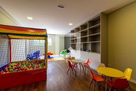 Apartamento para alugar com 133m², 3 quartos e 2 vagas Apartamento para alugar com 133m², 3 quartos e 2 vagasÁrea comum - brinquedoteca