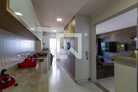 Cozinha de apartamento para alugar com 3 quartos, 133m² em Vila Tupi, Praia Grande