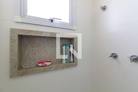 Apartamento para alugar com 133m², 3 quartos e 2 vagas Apartamento para alugar com 133m², 3 quartos e 2 vagasDetalhe do banheiro da suíte 2