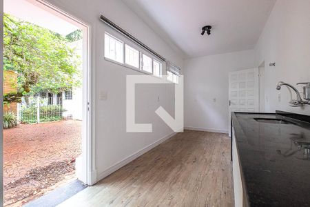 Casa à venda com 439m², 3 quartos e 5 vagas Casa à venda com 439m², 3 quartos e 5 vagasCozinha