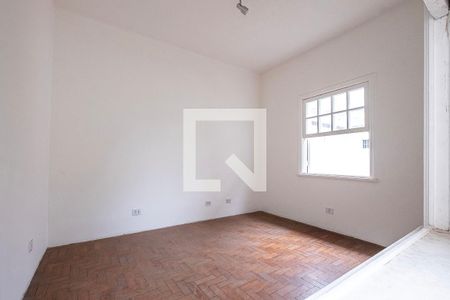 Casa à venda com 439m², 3 quartos e 5 vagas Casa à venda com 439m², 3 quartos e 5 vagasEdícula - QUurto