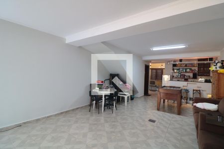 Casa à venda com 230m², 3 quartos e 5 vagasGaragem