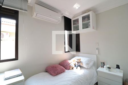 Casa à venda com 230m², 3 quartos e 5 vagasSuite 2