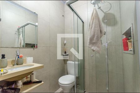 Casa à venda com 60m², 4 quartos e sem vagaBanheiro - casa 1