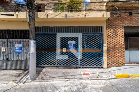 Casa à venda com 180m², 3 quartos e 2 vagasFachada