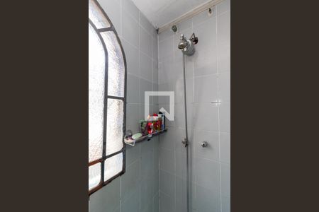 Casa à venda com 180m², 3 quartos e 2 vagasBanheiro 2