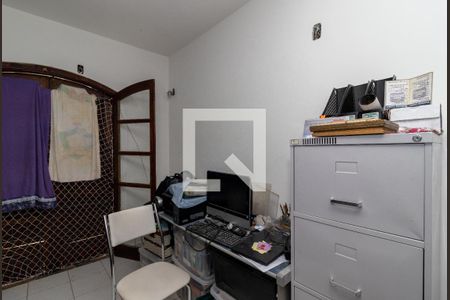 Casa à venda com 180m², 3 quartos e 2 vagasQuarto 3