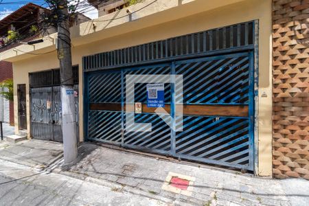 Casa à venda com 180m², 3 quartos e 2 vagasFachada