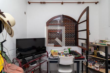 Casa à venda com 180m², 3 quartos e 2 vagasQuarto 2