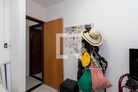 Casa à venda com 180m², 3 quartos e 2 vagasQuarto 2