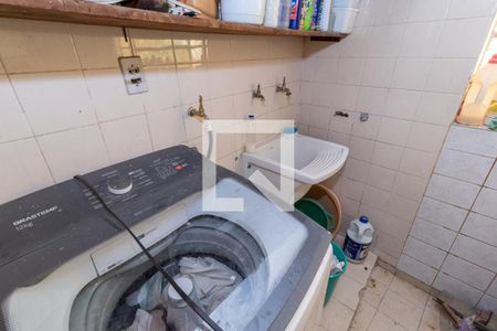 Casa à venda com 180m², 3 quartos e 2 vagasÁrea de Serviço