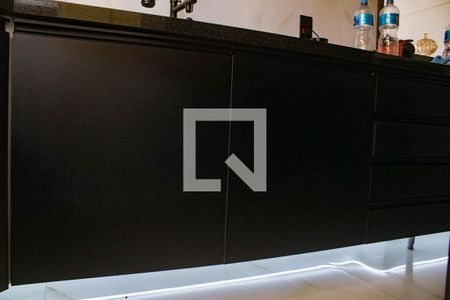 Apartamento à venda com 64m², 2 quartos e 1 vagaCozinha - Armários