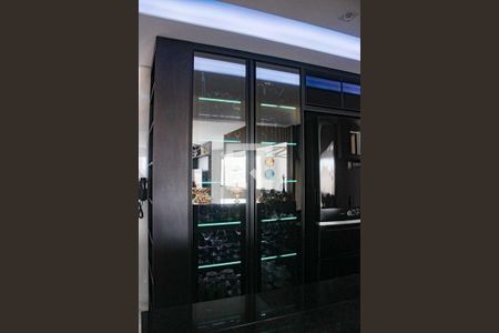 Apartamento à venda com 64m², 2 quartos e 1 vagaCozinha - Armários