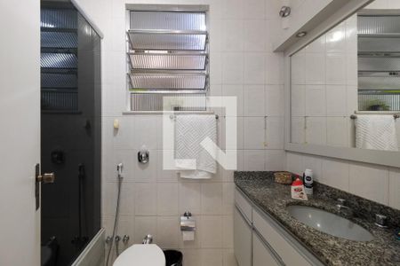Apartamento à venda com 70m², 3 quartos e sem vagaBanheiro