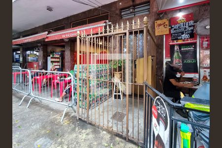 Apartamento à venda com 70m², 3 quartos e sem vagaFachada