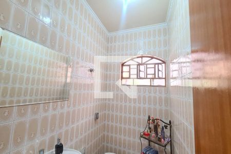 Casa à venda com 300m², 3 quartos e 6 vagasBanheiro 1