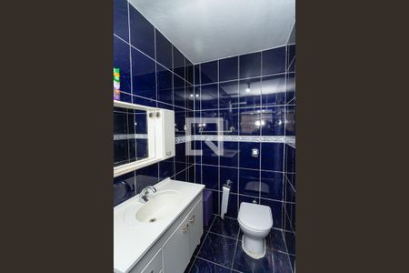 Casa à venda com 200m², 3 quartos e 4 vagasBanheiro