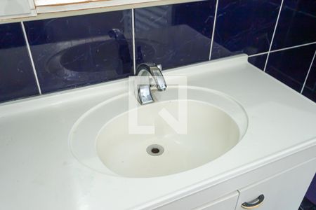 Casa à venda com 200m², 3 quartos e 4 vagasBanheiro