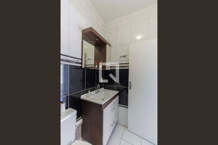 Casa à venda com 106m², 2 quartos e 2 vagas Casa à venda com 106m², 2 quartos e 2 vagasBanheiro 1