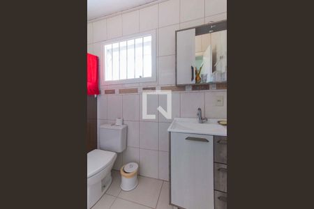 Casa à venda com 106m², 2 quartos e 2 vagas Casa à venda com 106m², 2 quartos e 2 vagasBanheiro 2