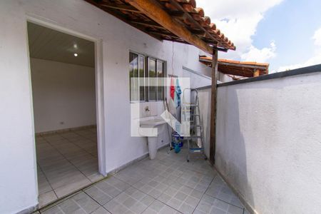 Casa para alugar com 50m², 1 quarto e sem vagaÁrea de Serviço e Quintal
