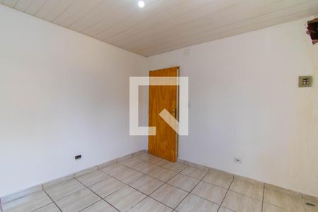 Quarto de casa para alugar com 1 quarto, 50m² em Jardim Iva, São Paulo