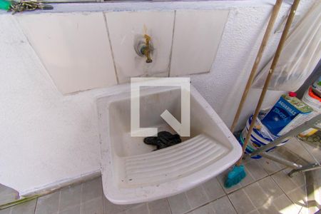 Casa para alugar com 50m², 1 quarto e sem vagaÁrea de Serviço e Quintal