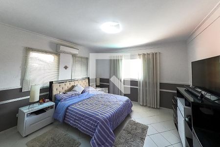 Casa à venda com 390m², 6 quartos e 4 vagas Casa à venda com 390m², 6 quartos e 4 vagassuite 4