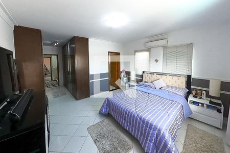 Casa à venda com 390m², 6 quartos e 4 vagas Casa à venda com 390m², 6 quartos e 4 vagassuite 4