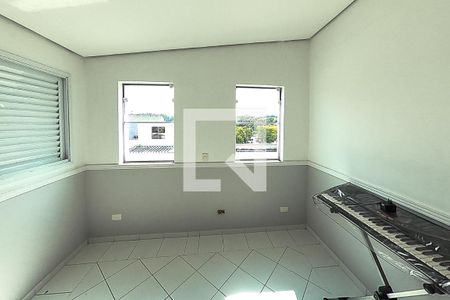 Casa à venda com 390m², 6 quartos e 4 vagas Casa à venda com 390m², 6 quartos e 4 vagassala pavimento 3