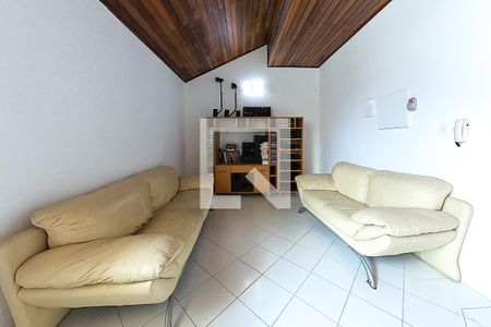 Casa à venda com 390m², 6 quartos e 4 vagas Casa à venda com 390m², 6 quartos e 4 vagaspavimento 3
